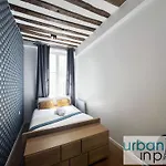 Urban Flat 108 - Stunning 4 Bdr Flat In Paris
