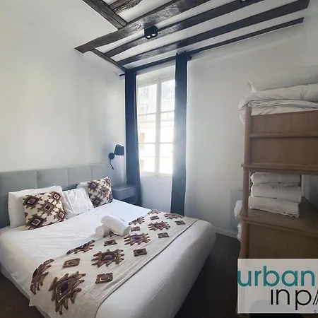 Urban Flat 108 - Stunning 4 Bdr Flat In Appartamento