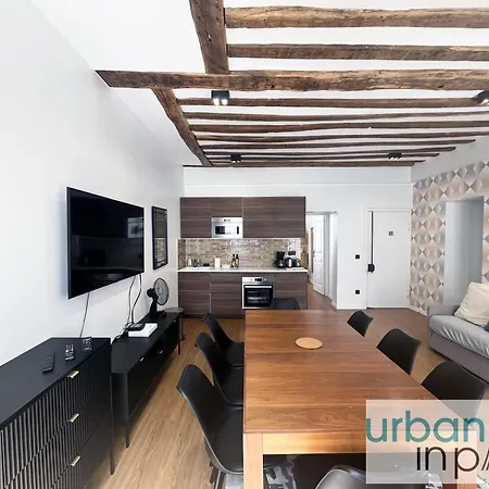 Appartamento Urban Flat 108 - Stunning 4 Bdr Flat In