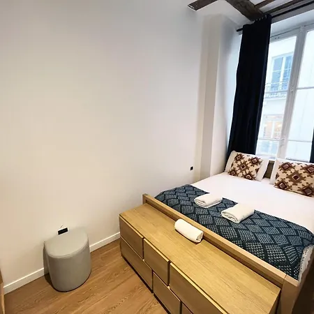 Appartamento Urban Flat 108 - Stunning 4 Bdr Flat In
